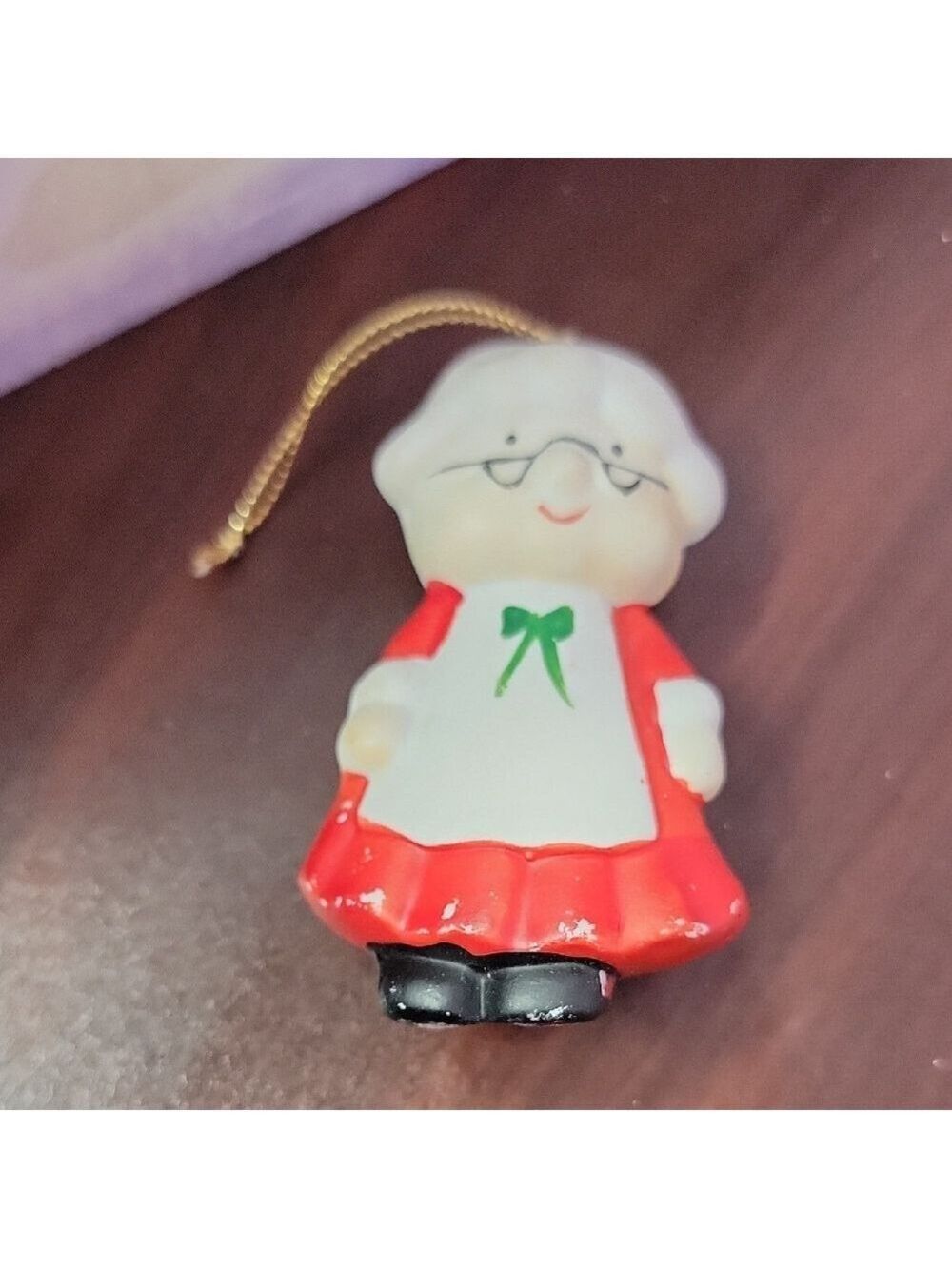 Vintage Mrs. Claus Christmas ornament - Picture 1 of 1